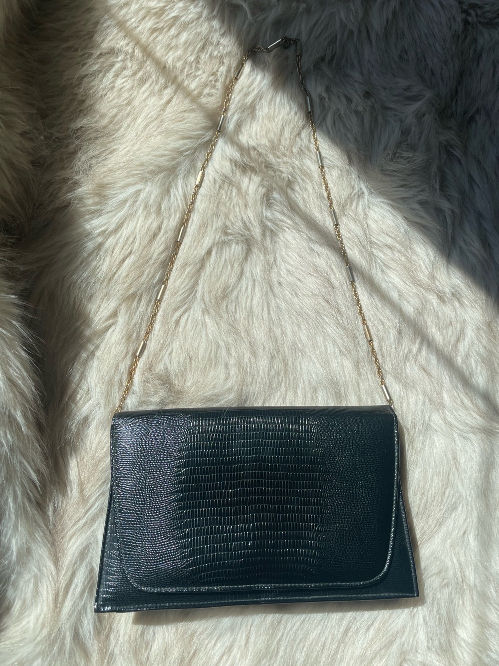 Vintage Black Snakeskin Textured Chain Shoulder Bag